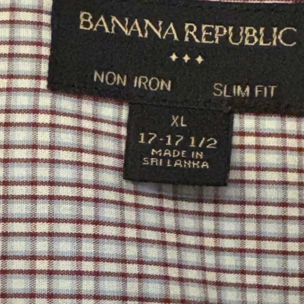 Banana Republic Non Iron Slim Fit Shirt Mens XL‎ 17-17.5 Burgundy Blue Check